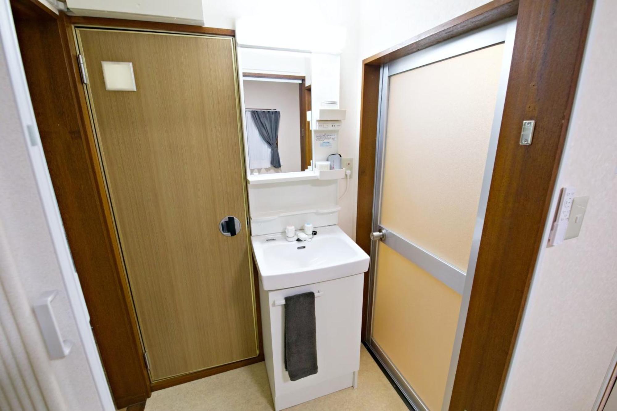 アパート 梅屋敷貸戸建 東京都