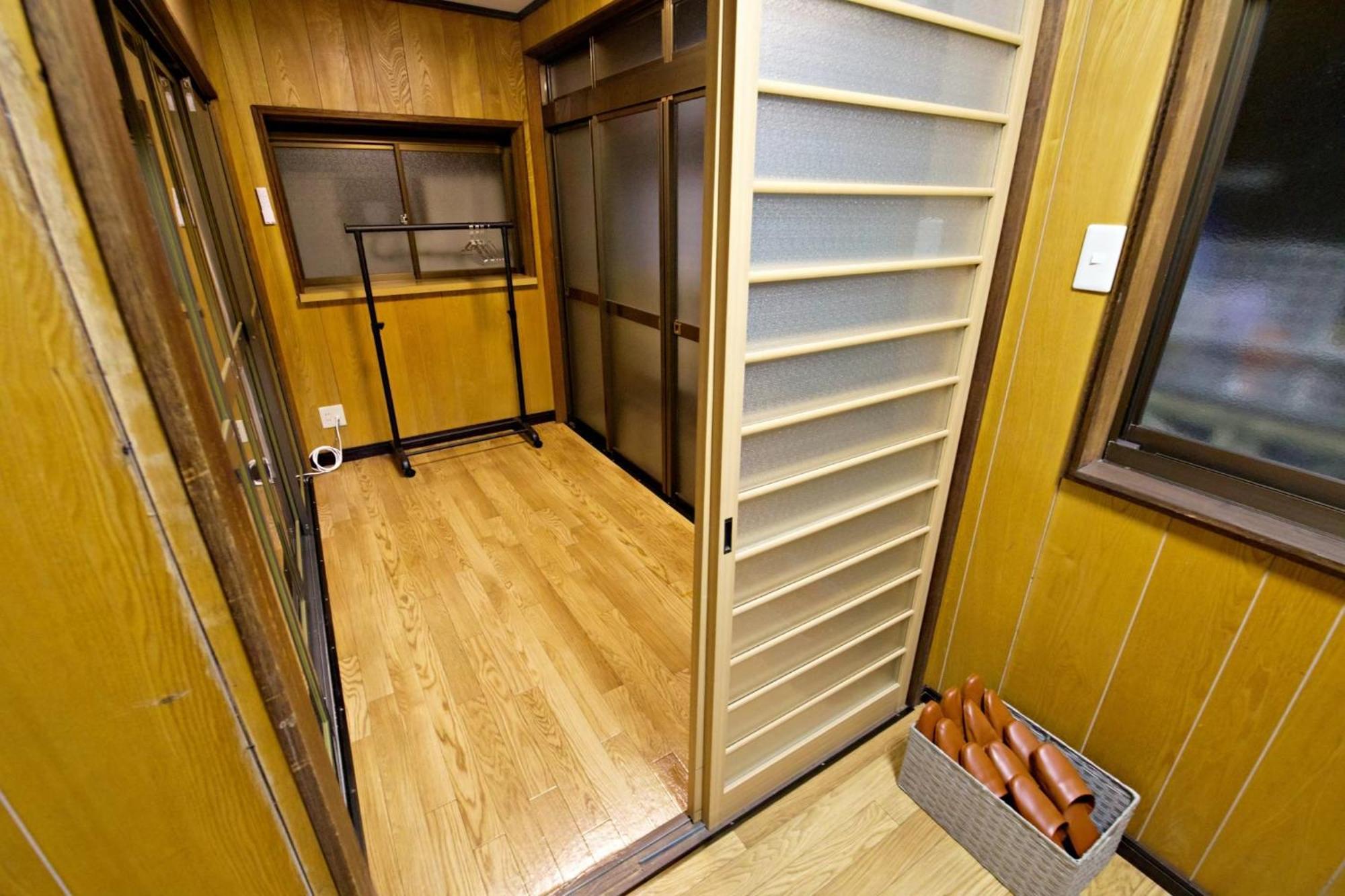 梅屋敷貸戸建 アパート 東京都