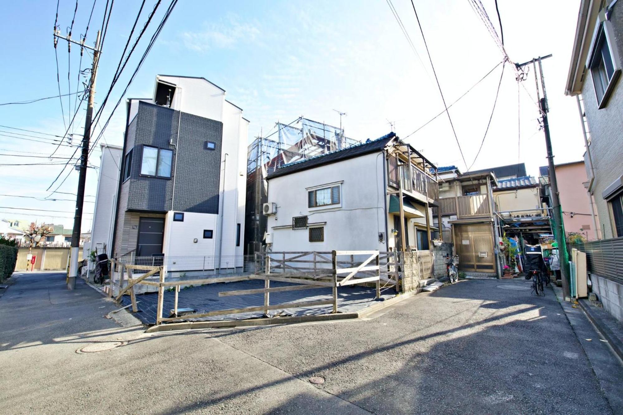 アパート 梅屋敷貸戸建 *